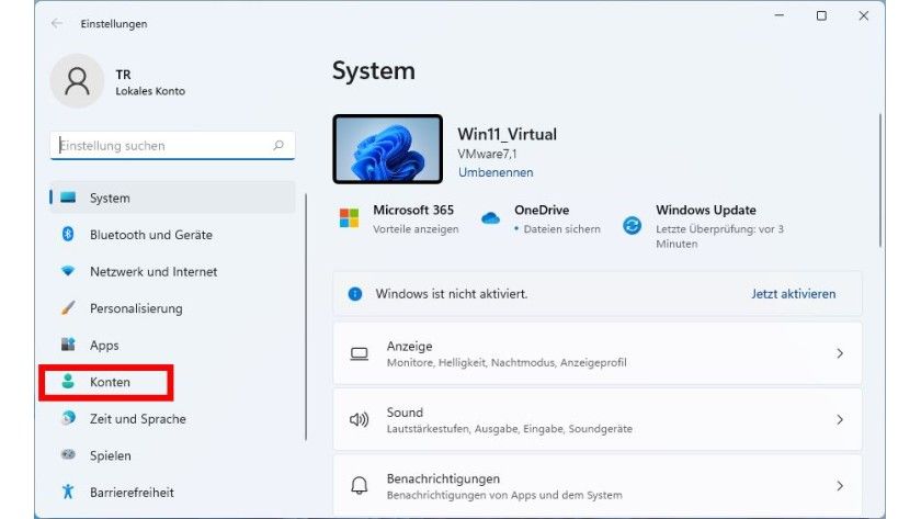 Windows 11, Version 21H2