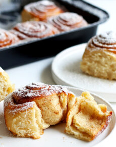 Cinnamon Rolls – Luftige Zimtschnecken