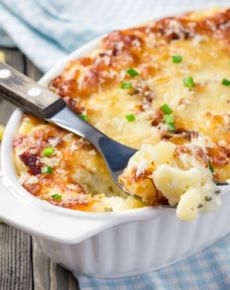 Ofen-Makkaroni: Einfaches Rezept mit Käse-Sahne-Sauce