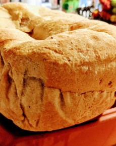 Knusprig-luftiges Brot aus dem Römertopf