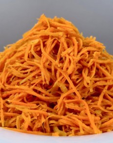 Karottensalat I Russisch – Koreanischer Salat aus deutschen Möhren