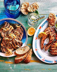 Gegrillter Lachs a la mediterrana