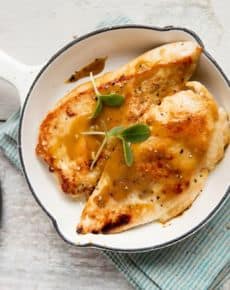 Marinierte Hähnchenbrust mit Ofengemüse