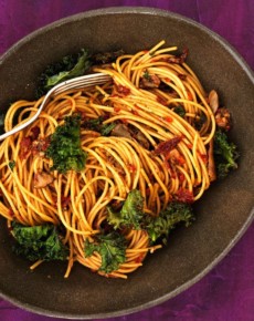 Spaghetti und Steinpilz-Dörrtomaten-Pesto
